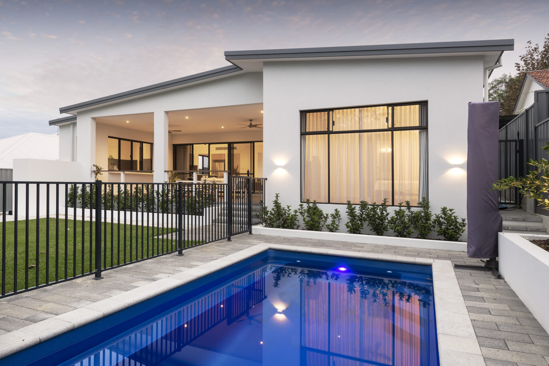 Contemporary home designs in Perth with pool