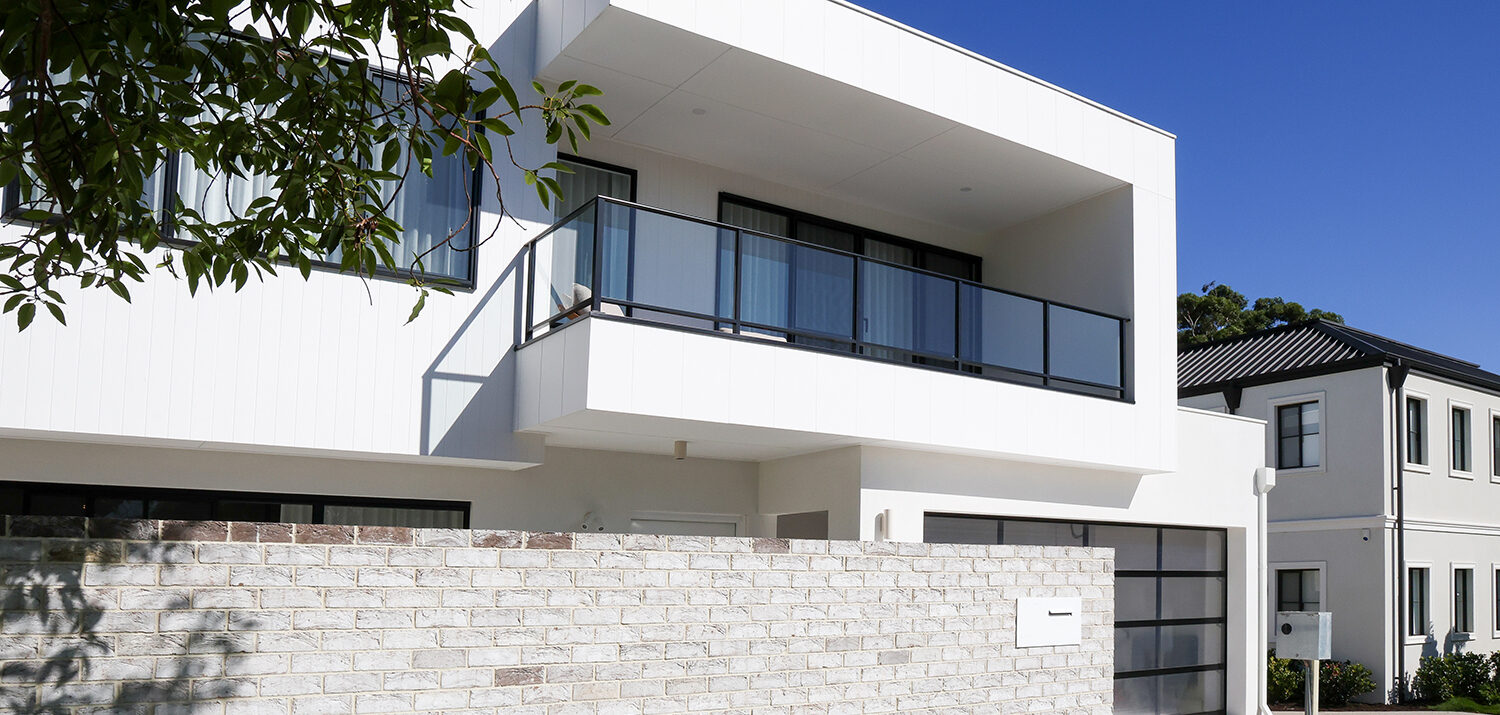 A beautiful client home, where the home was a knockdown and rebuild. Now a two-storey home with a sleek white facade captures the elegant streetscape of Nedlands.